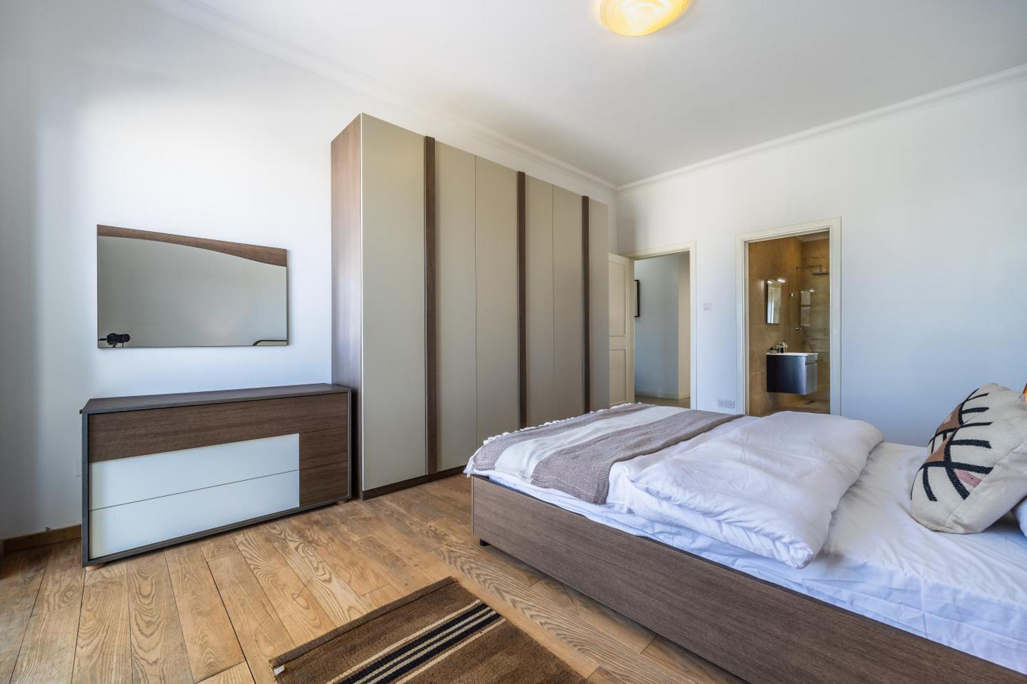 Stunning - Seaview Penthouse 3-Bed + Parking Lägenhet Sliema Exteriör bild